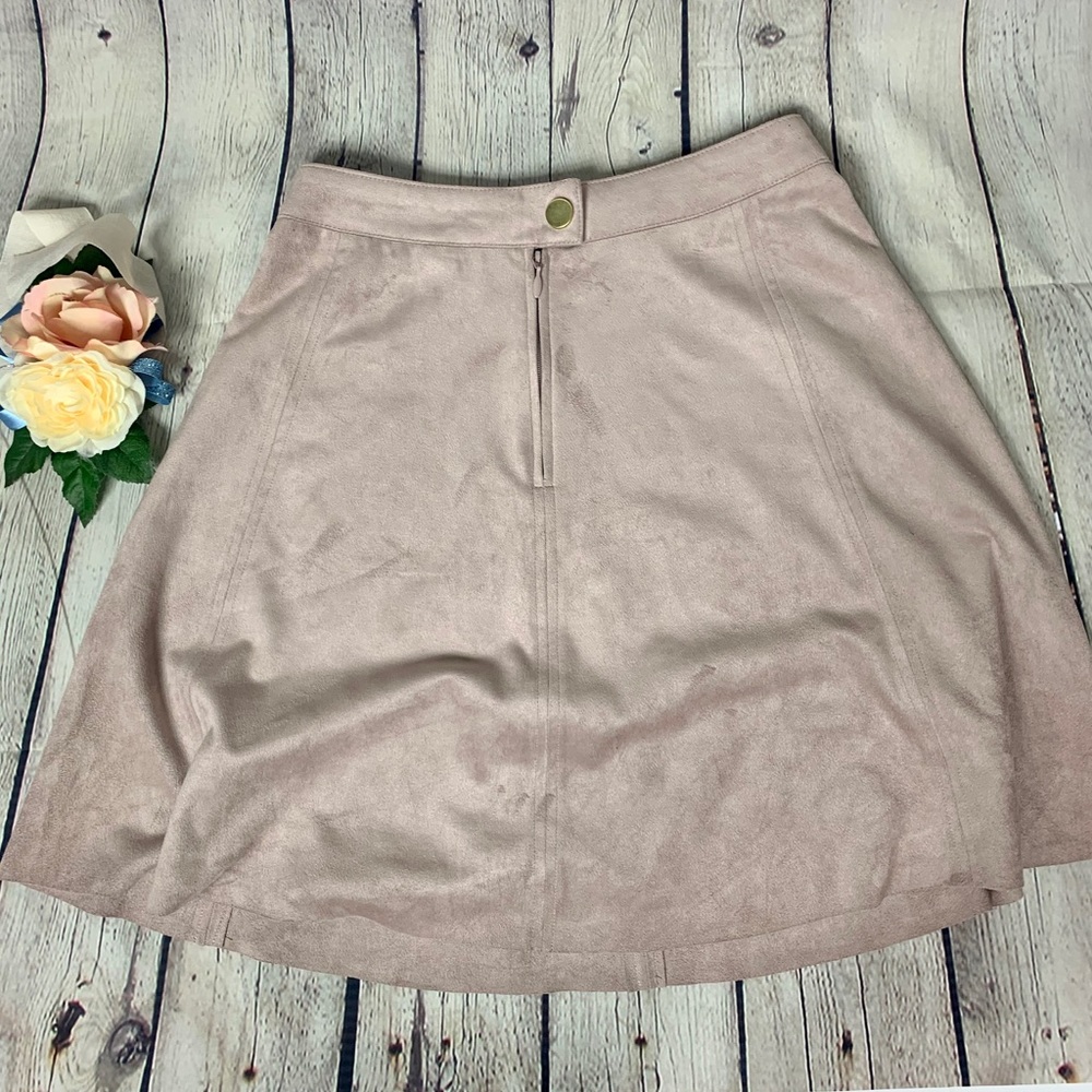 HM dusty rose faux suede raw edge miniskirt πΉβ€οΈ - Picture 2 of 4